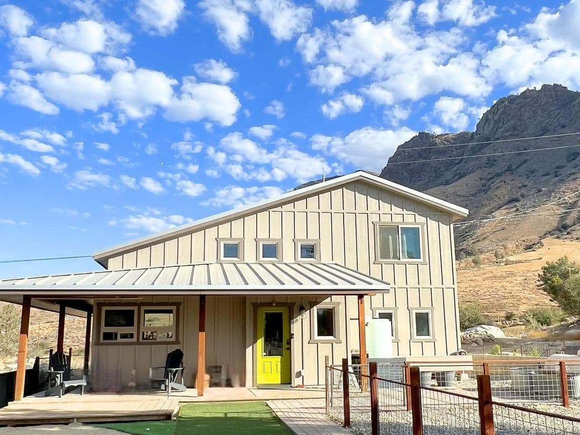 Primary listing photo