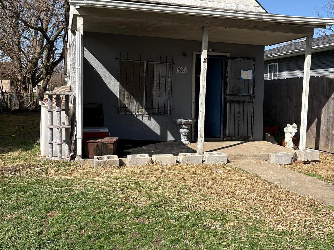Primary listing photo