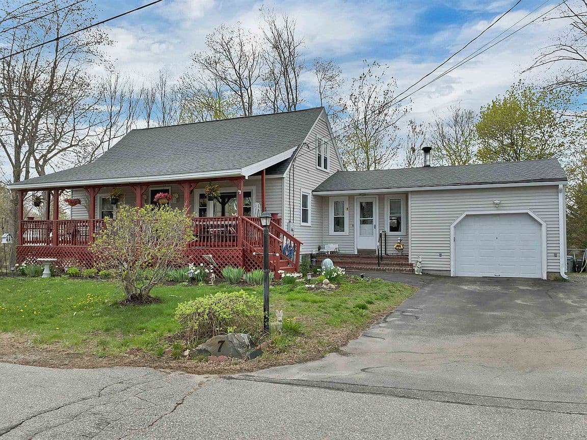 Primary listing photo