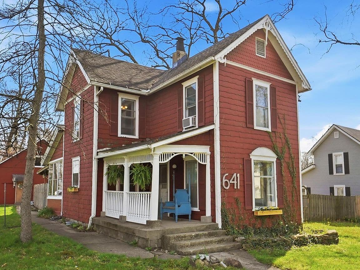 Primary listing photo