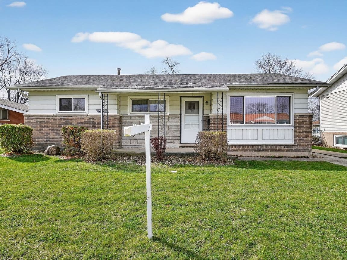 Primary listing photo