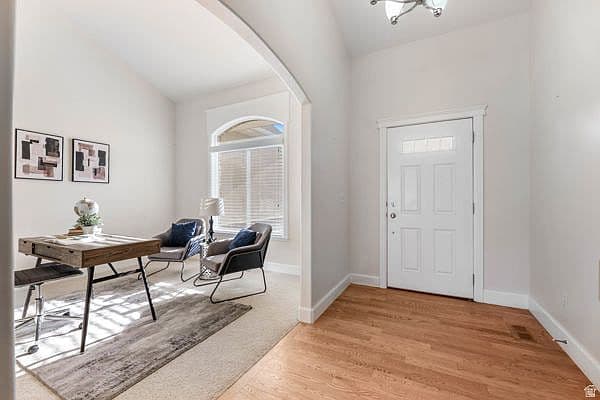 Listing photo 3