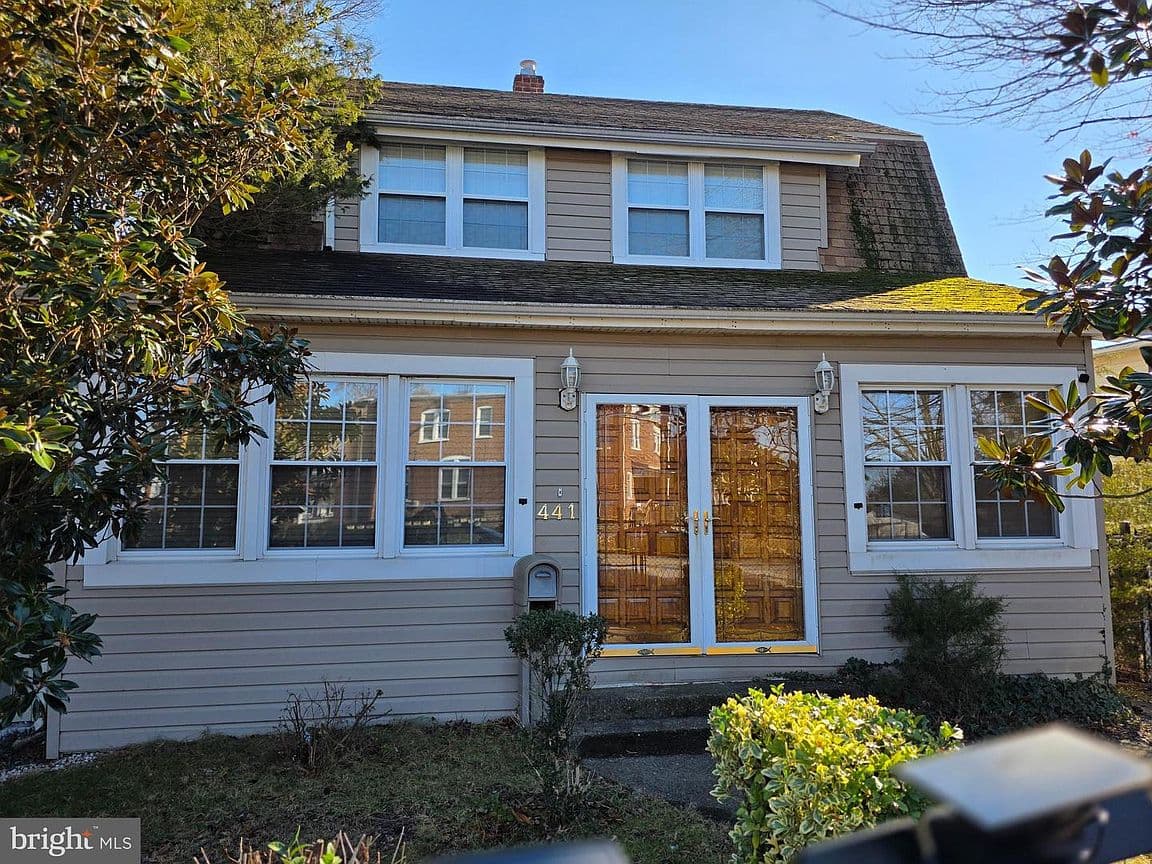 Primary listing photo