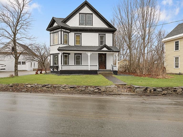 Listing photo 5
