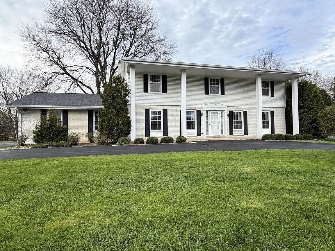 Primary listing photo
