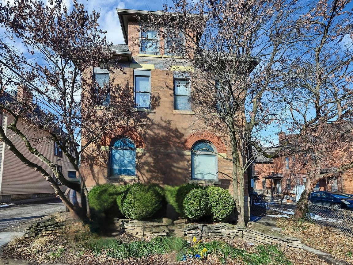Primary listing photo