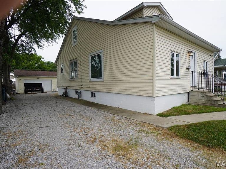 Listing photo 4