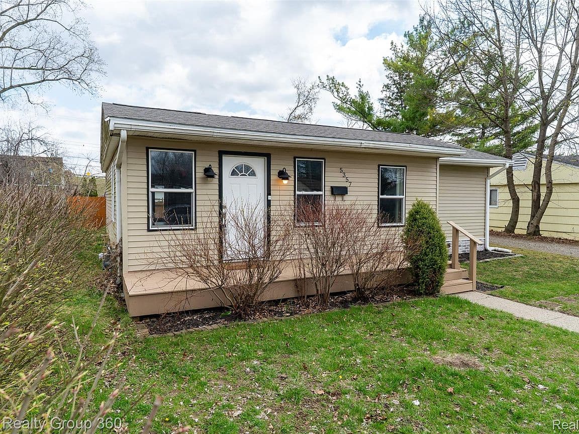Primary listing photo