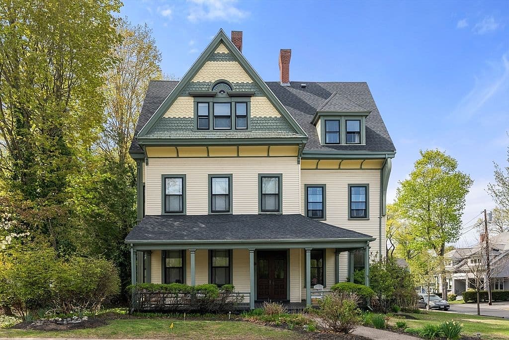 Primary listing photo
