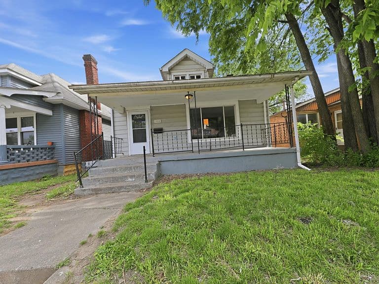 Listing photo 4