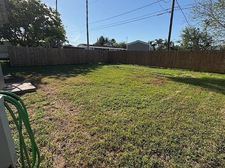 Listing photo 5