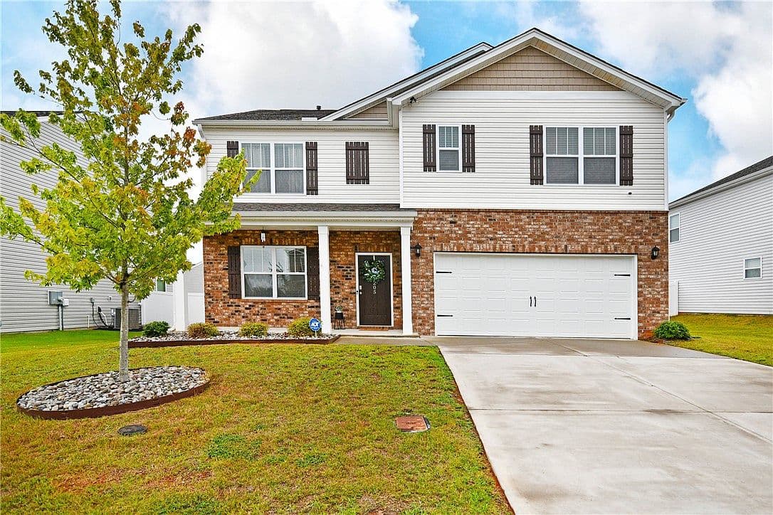 Primary listing photo