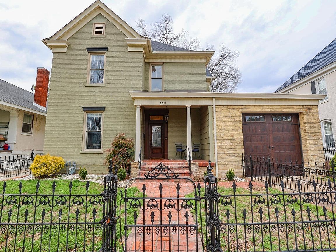 Primary listing photo