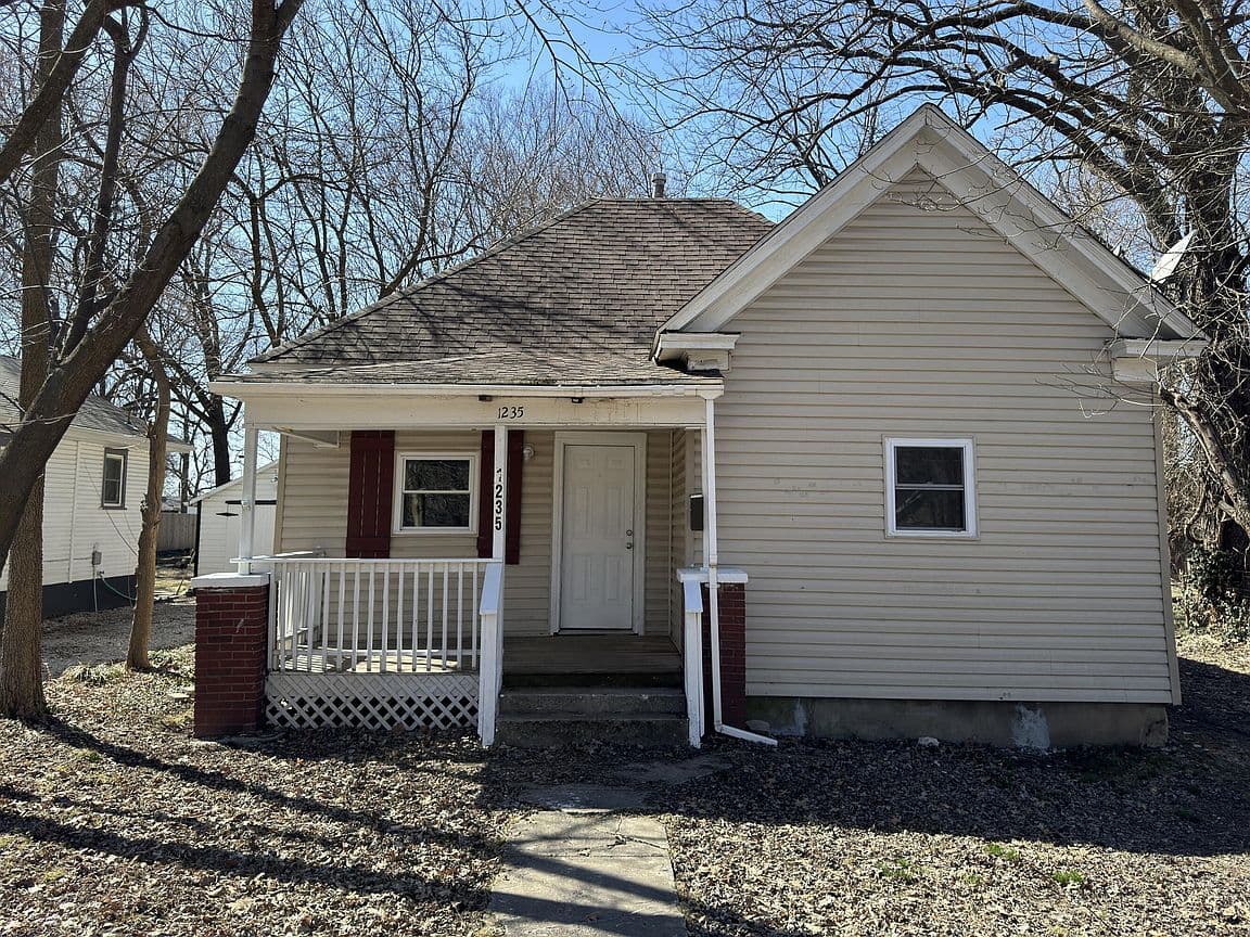Primary listing photo