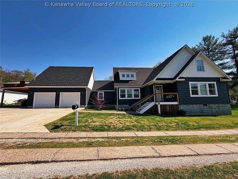 Listing photo 3