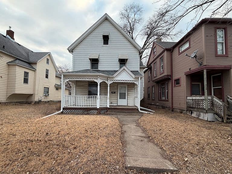 Listing photo 4
