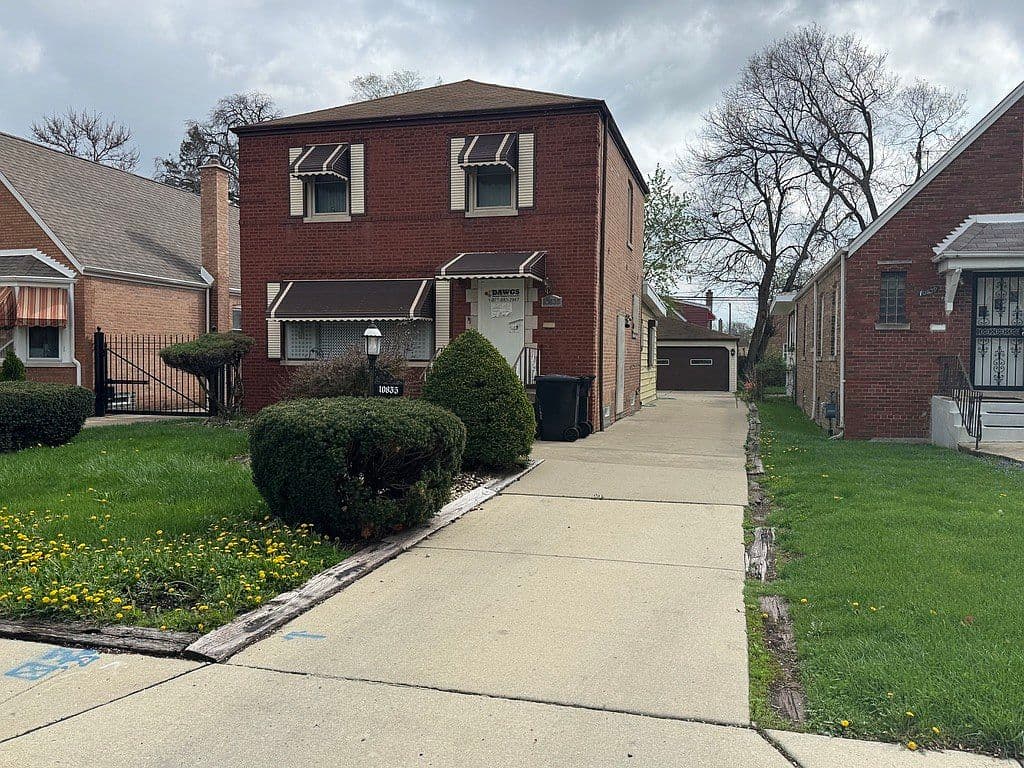 Primary listing photo