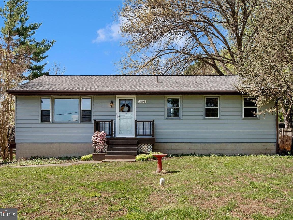 Primary listing photo