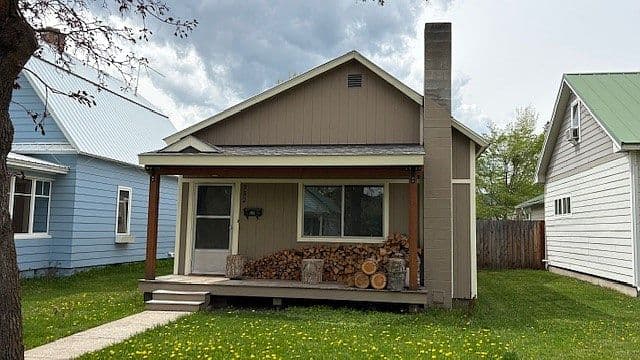 Listing photo 2