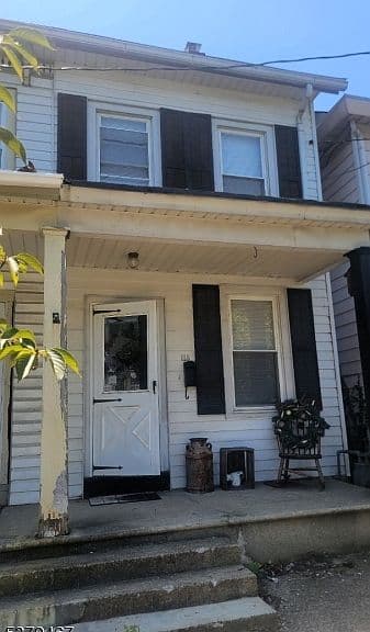 Listing photo