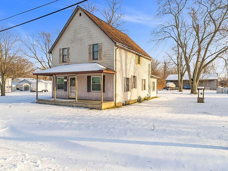 Listing photo 4