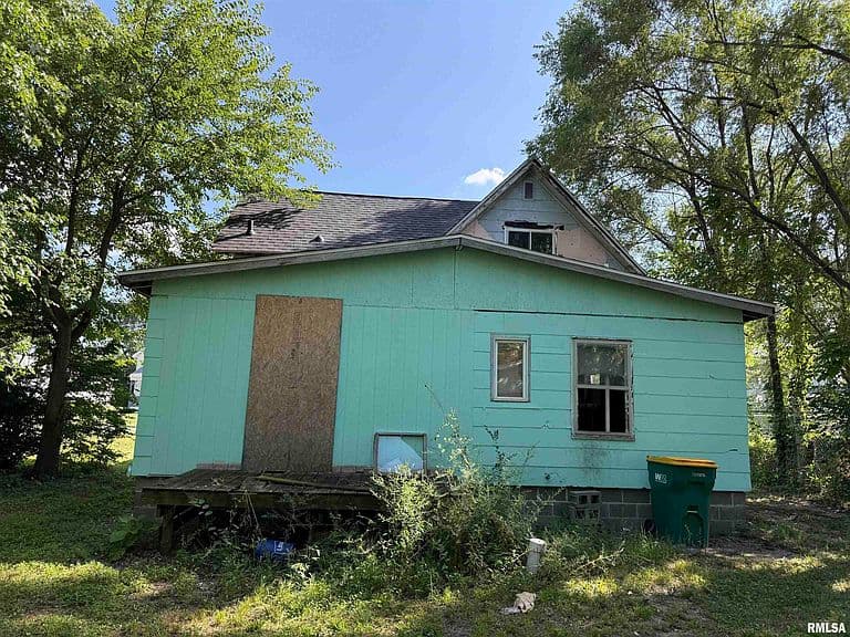 Listing photo 4