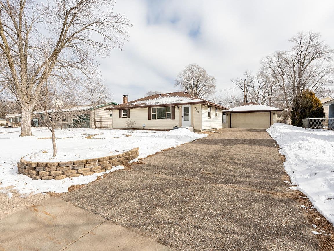 Primary listing photo