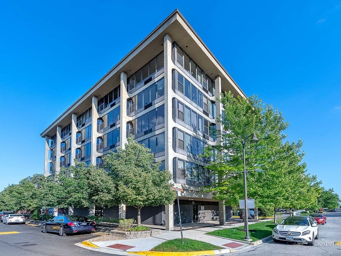 Primary listing photo