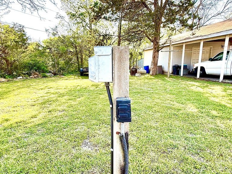 Listing photo 5