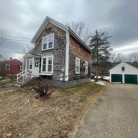Listing photo 4