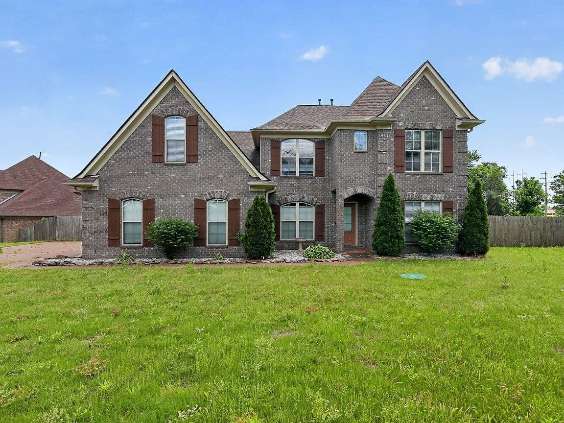 Primary listing photo