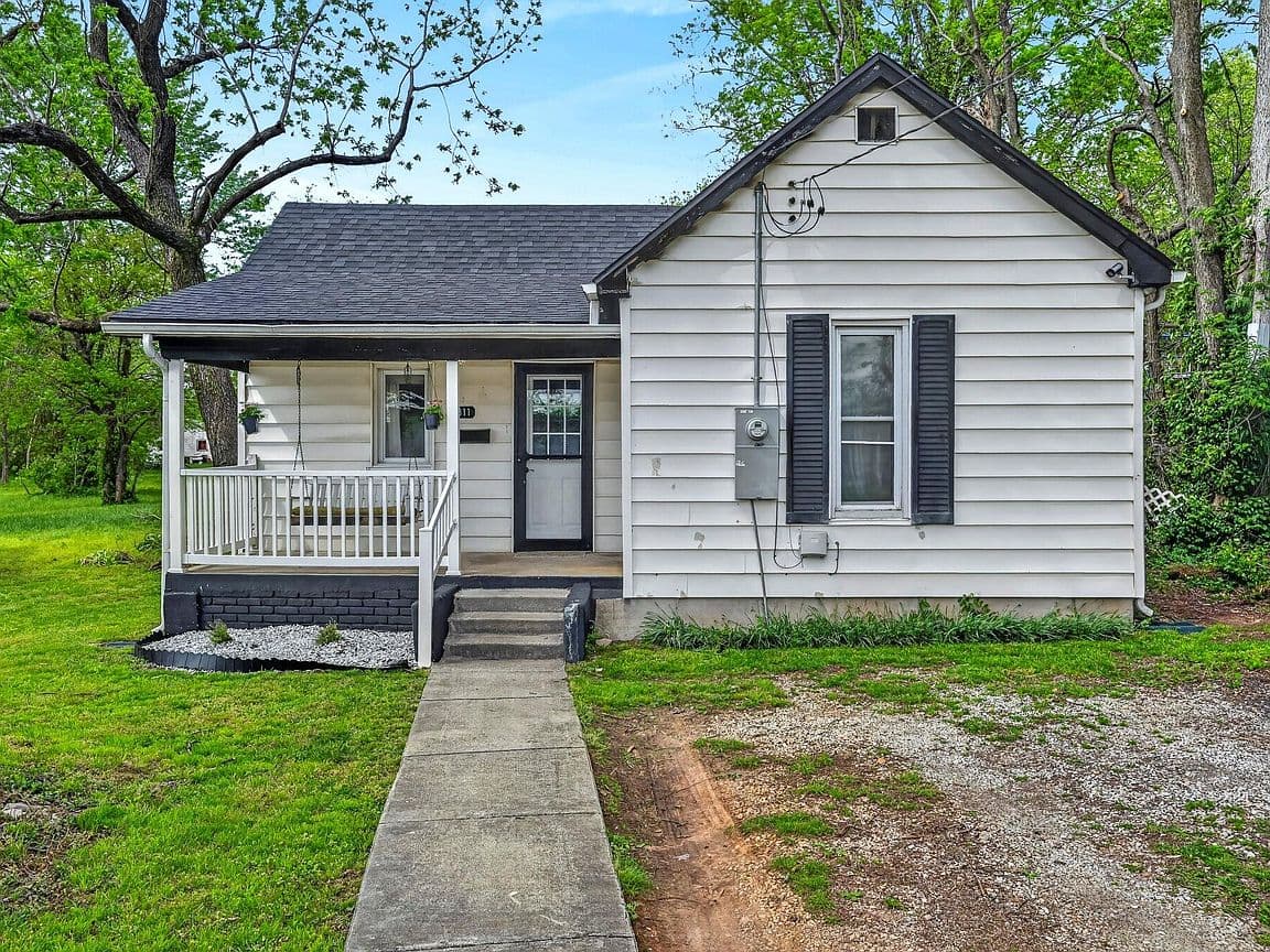 Primary listing photo