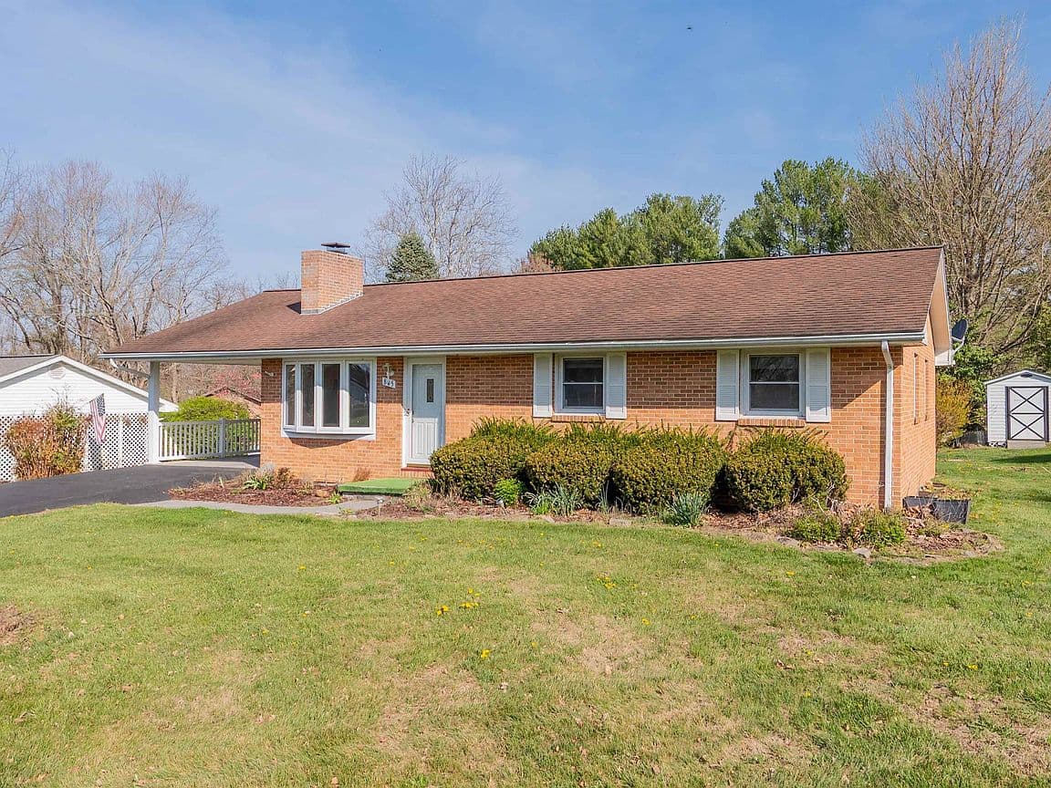 Primary listing photo