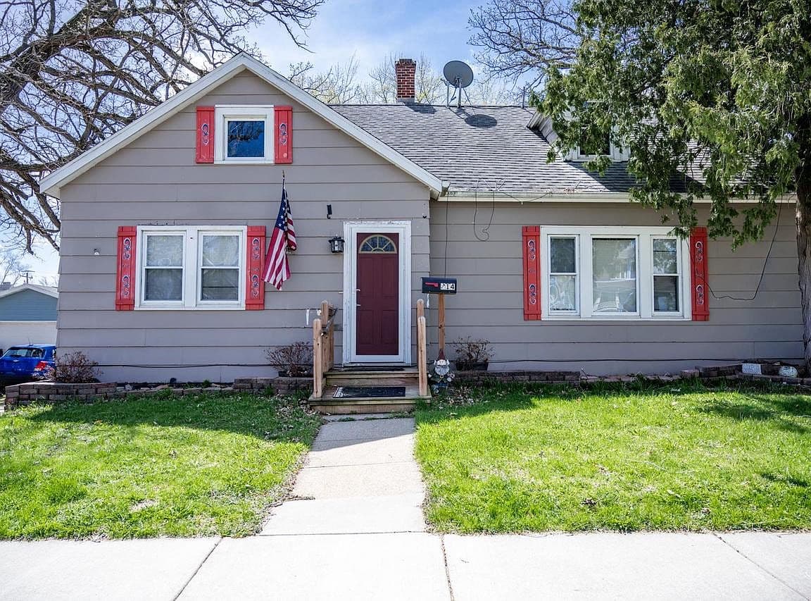 Primary listing photo