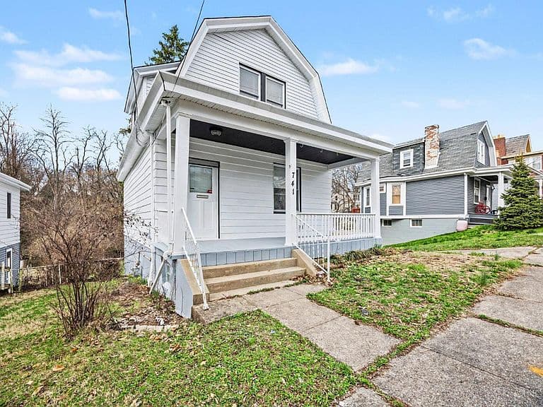 Listing photo 3