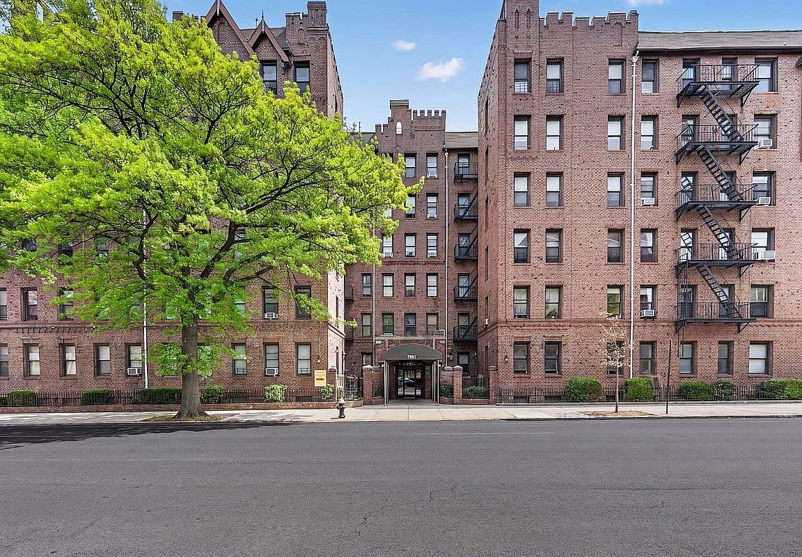 Primary listing photo