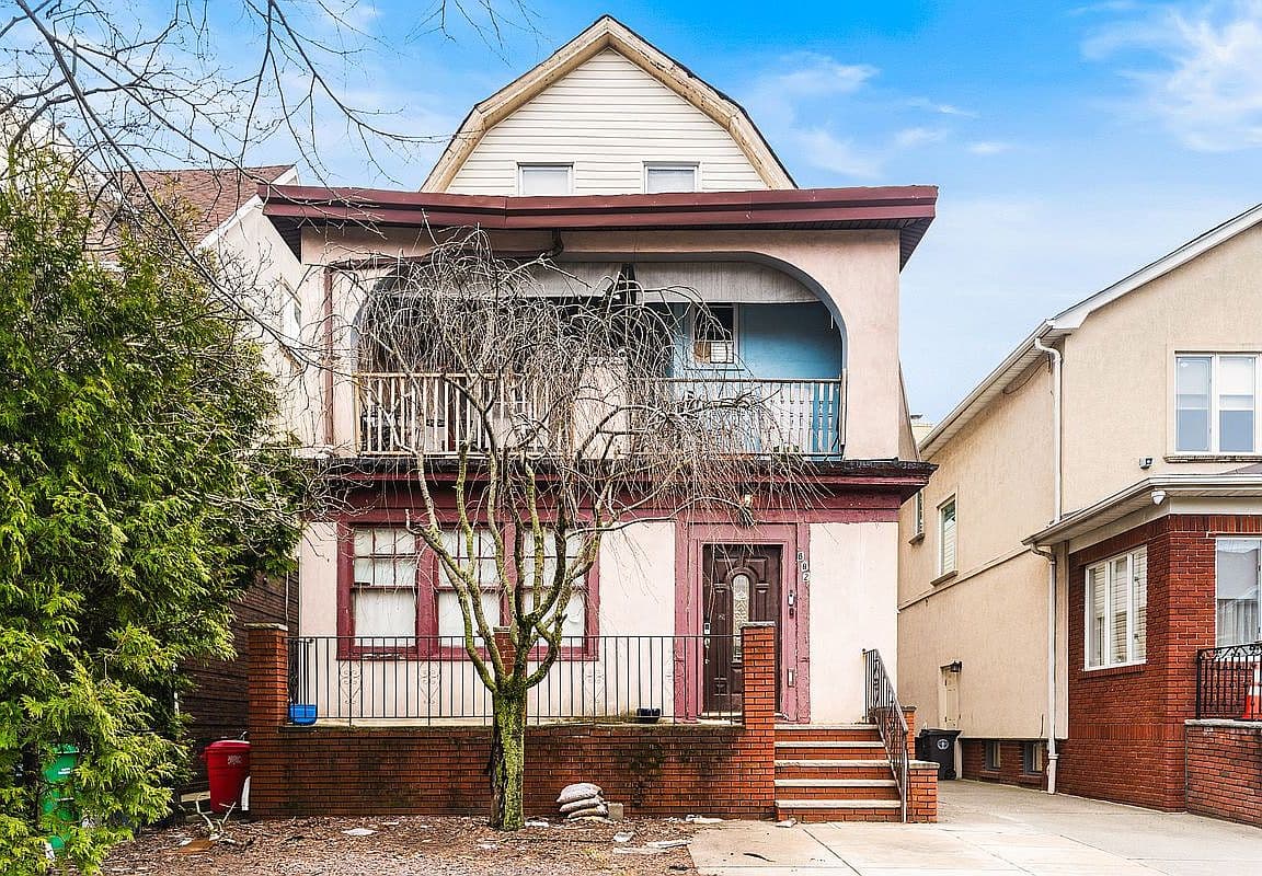 Primary listing photo