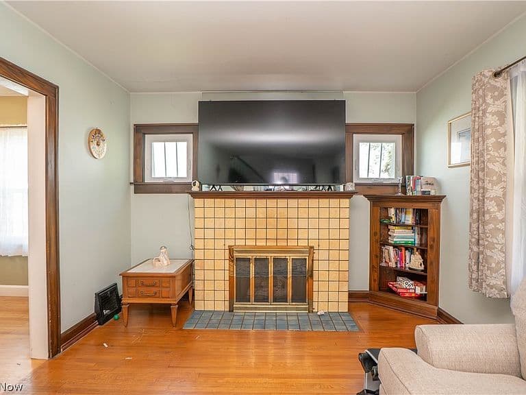 Listing photo 4