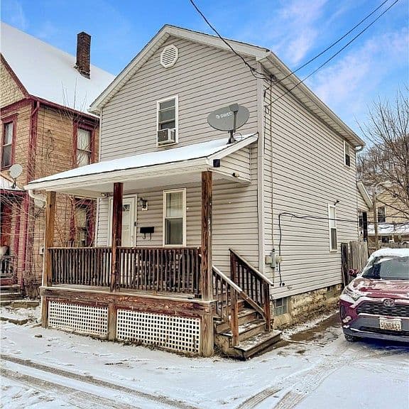 Listing photo 3