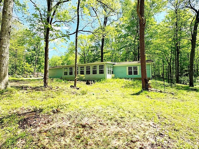 Listing photo 5