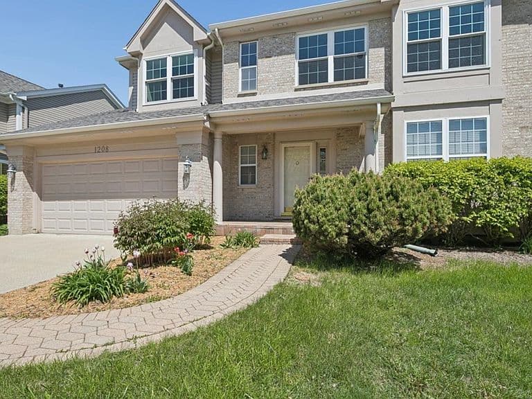 Listing photo 3