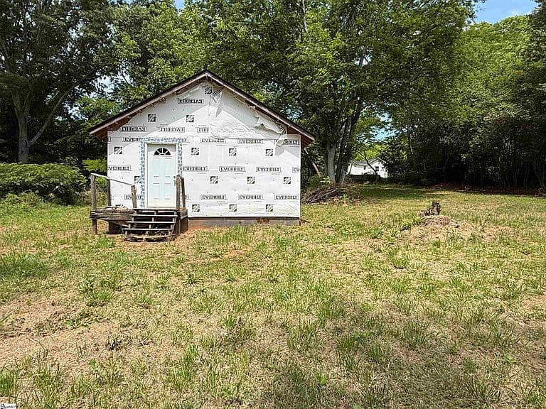 Listing photo