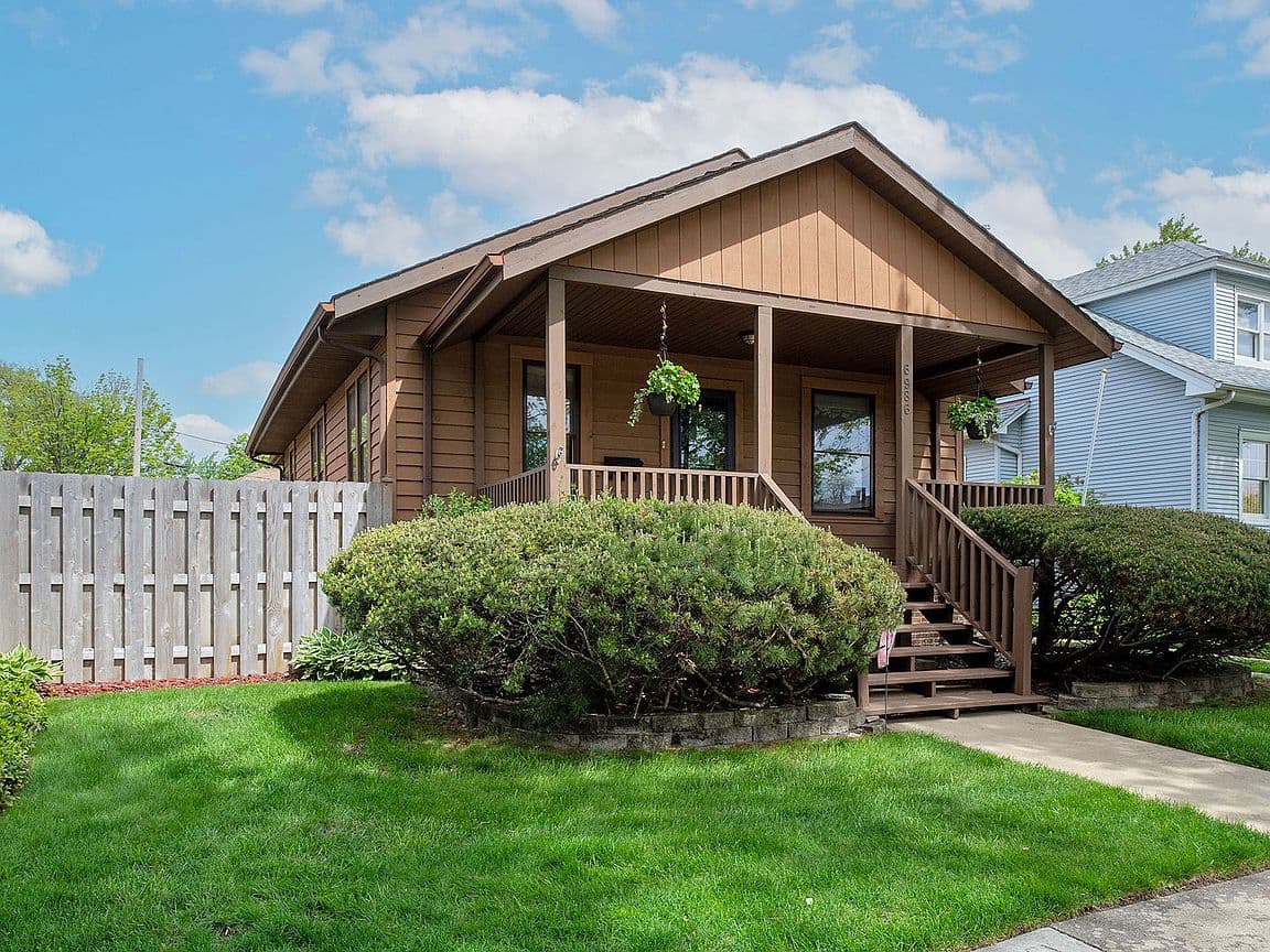 Primary listing photo