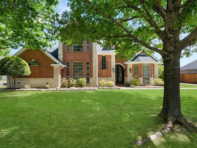 Listing photo