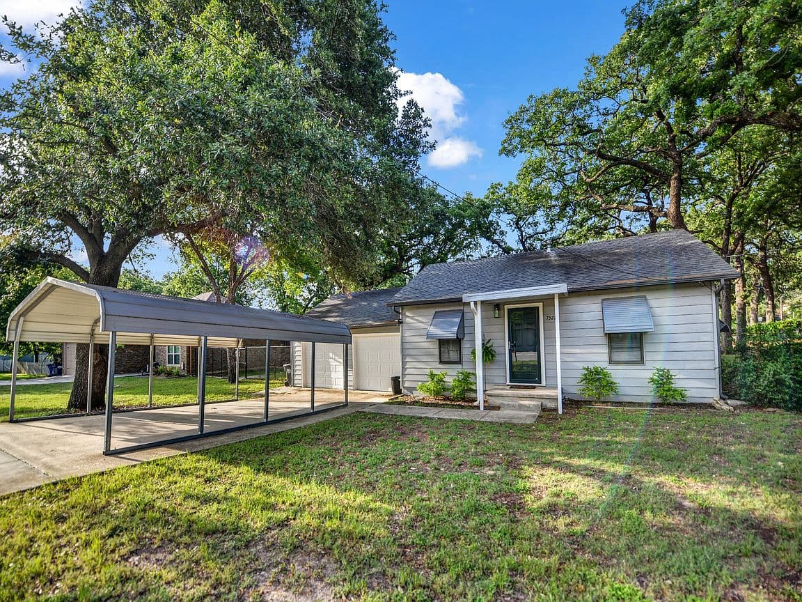 Primary listing photo