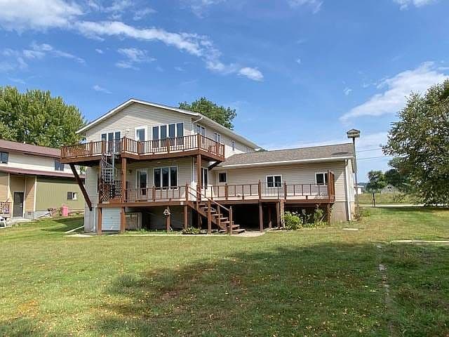 Listing photo 4