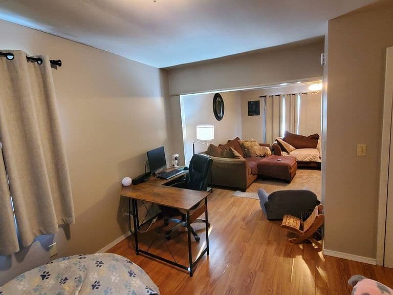Listing photo 5