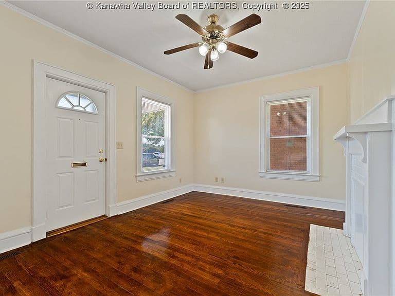 Listing photo 5