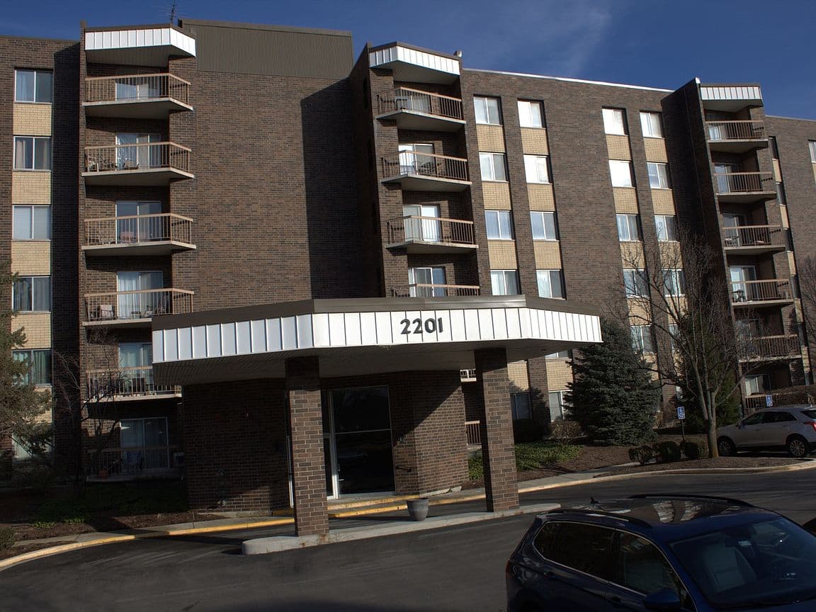 Primary listing photo