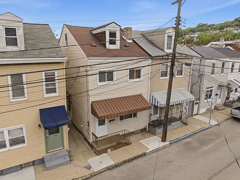Listing photo 3